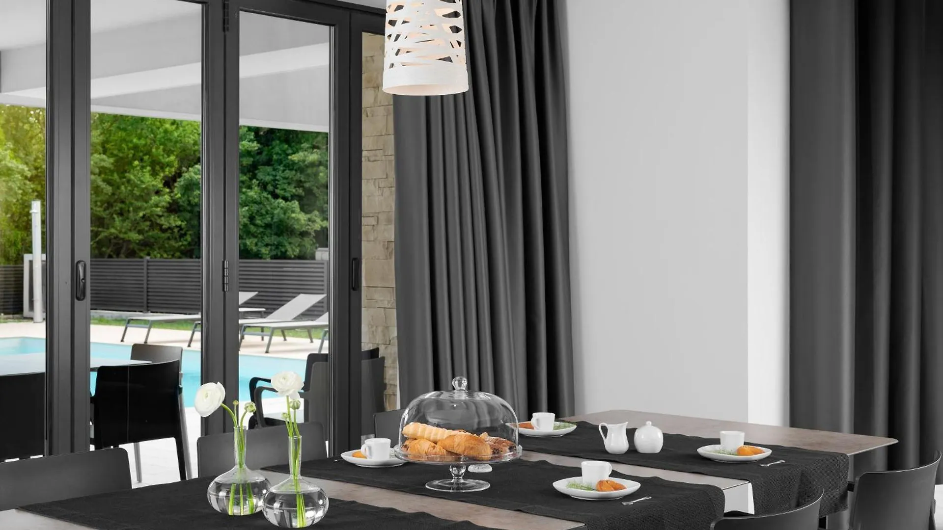 Luxury Villa Atria Near Pula For 10 People With Children Playground & Heated Pool Liznjan